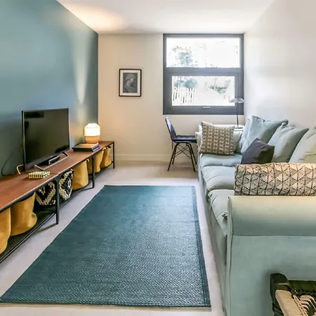 Villas Villa *