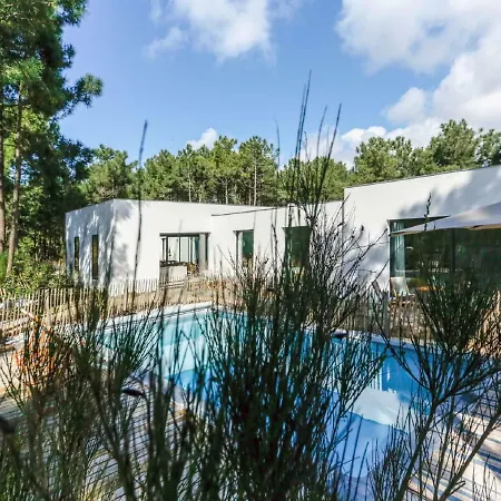 Villa Villas *